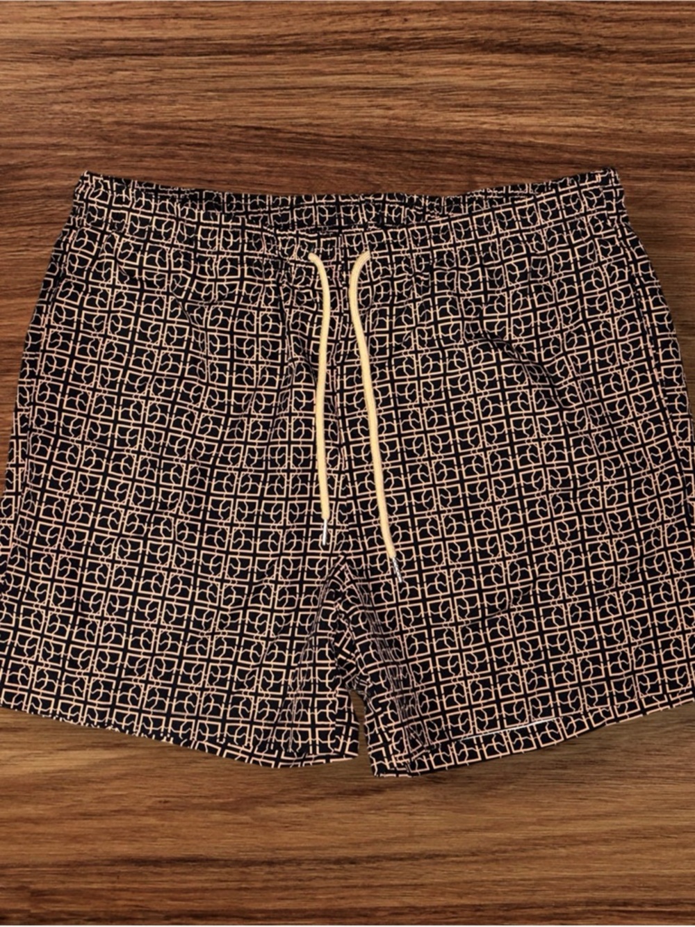 SHEIN Manfinity Men's Black & Tan Geometric Print Swim Trunks